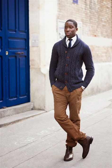 deep nave chinos with dark brown boot